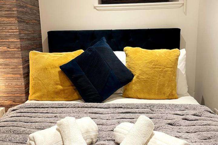 Lovely 3 Bedroom Apartment With Private Garden In Edinburgh City Centre Eksteriør bilde