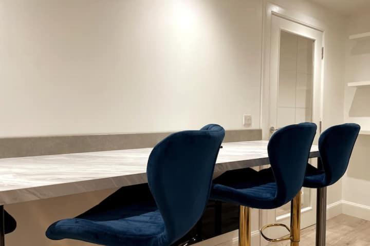 Lovely 3 Bedroom Apartment With Private Garden In Edinburgh City Centre Eksteriør bilde