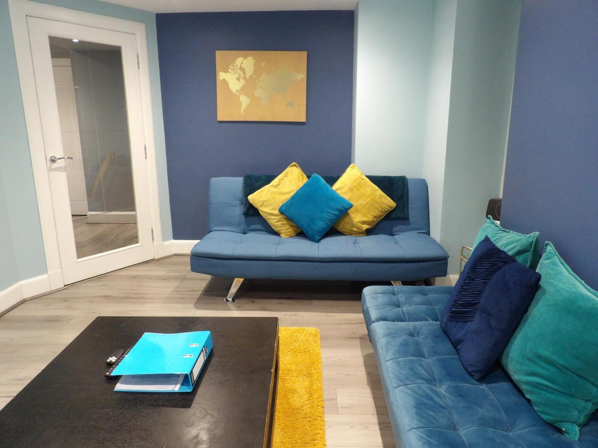 Lovely 3 Bedroom Apartment With Private Garden In Edinburgh City Centre Eksteriør bilde