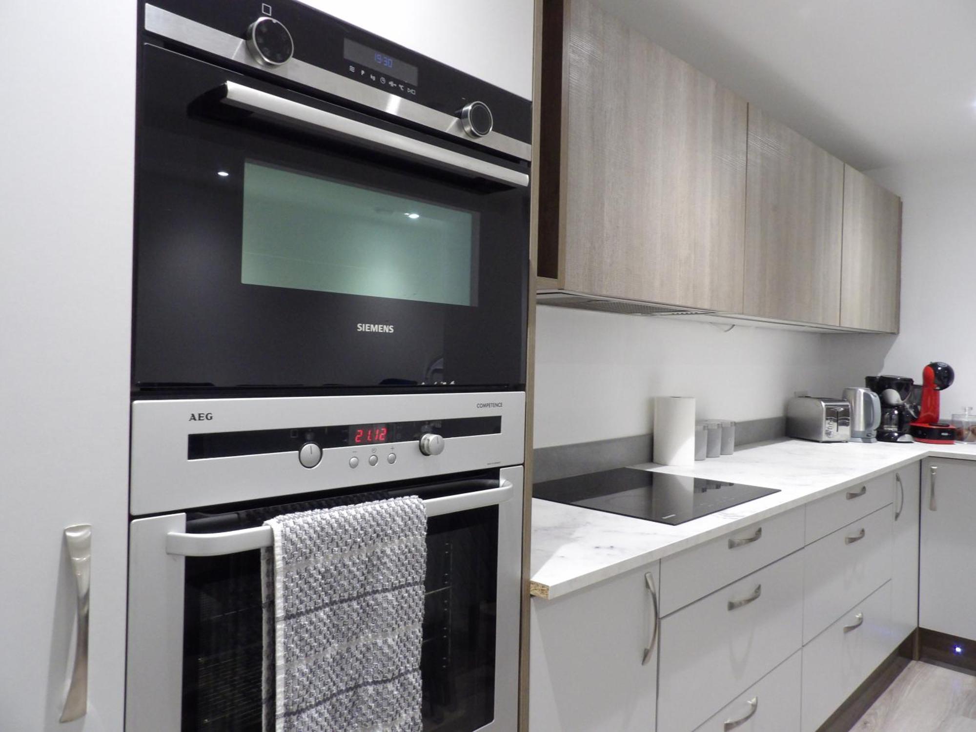 Lovely 3 Bedroom Apartment With Private Garden In Edinburgh City Centre Eksteriør bilde