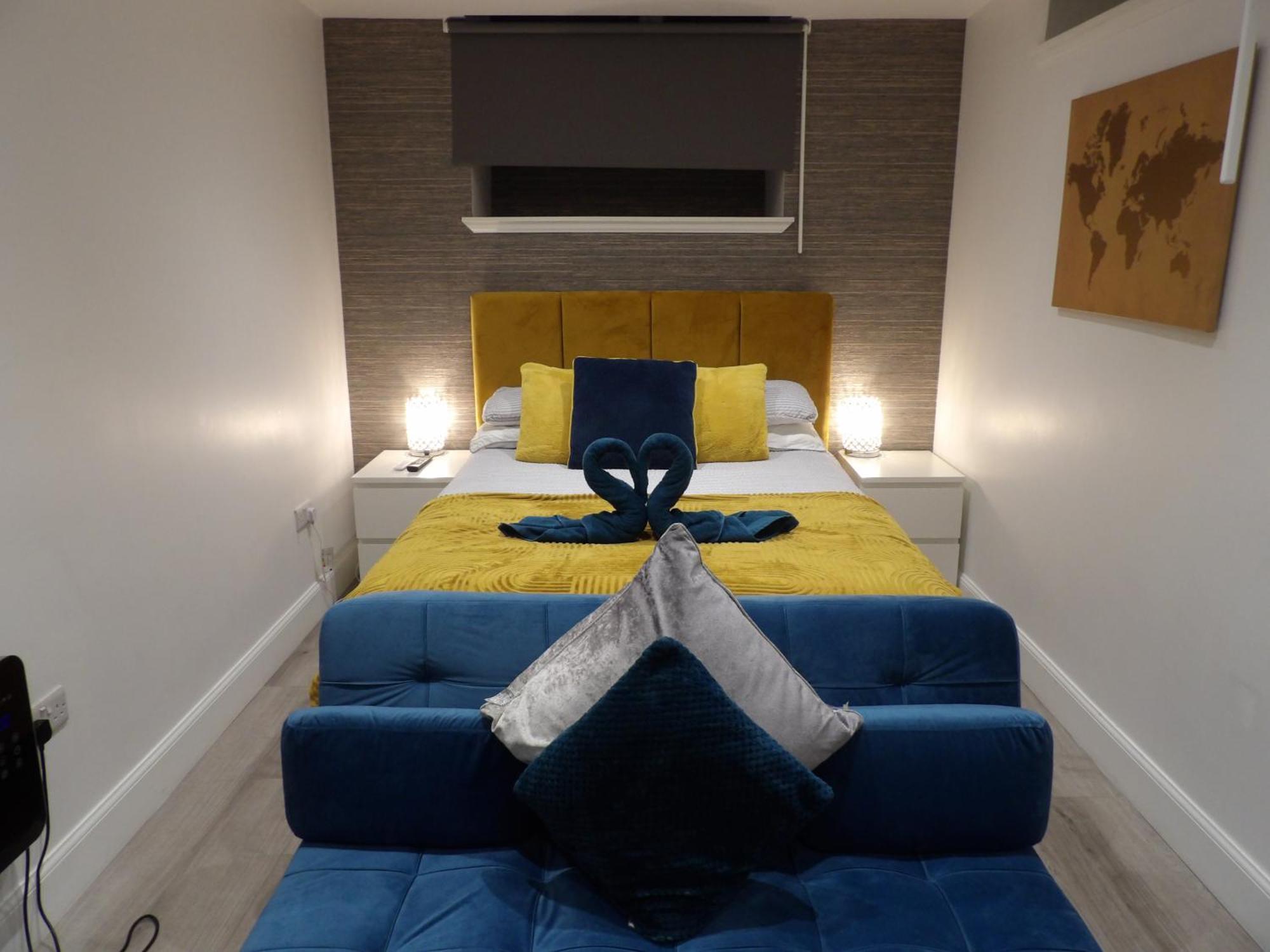 Lovely 3 Bedroom Apartment With Private Garden In Edinburgh City Centre Eksteriør bilde